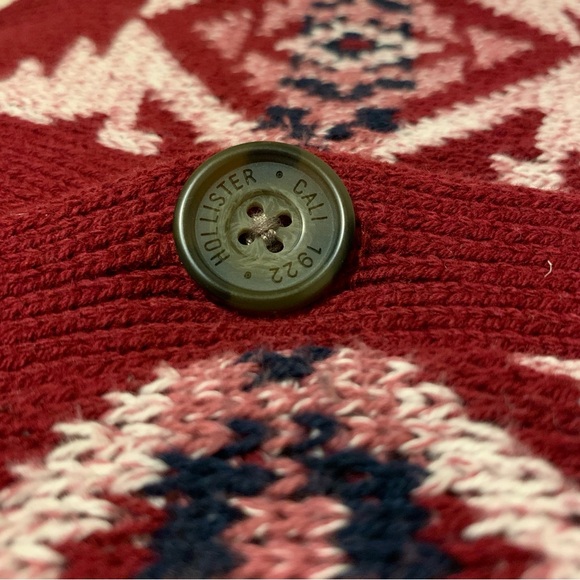 Hollister women’s patterned button up cardigan - Picture 5 of 6